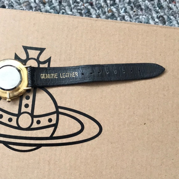 Watch - Picture 4 of 4